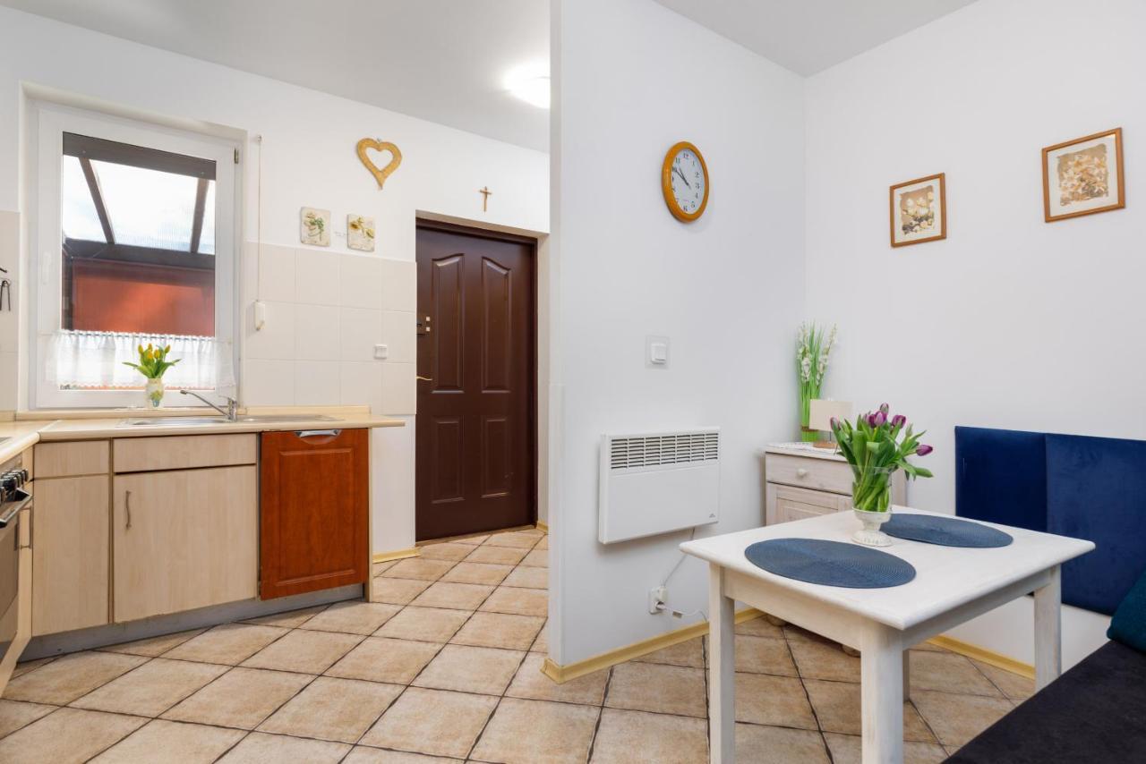 Apartment With Veranda Torunska Pobierowo By Noclegi Renters Bagian luar foto