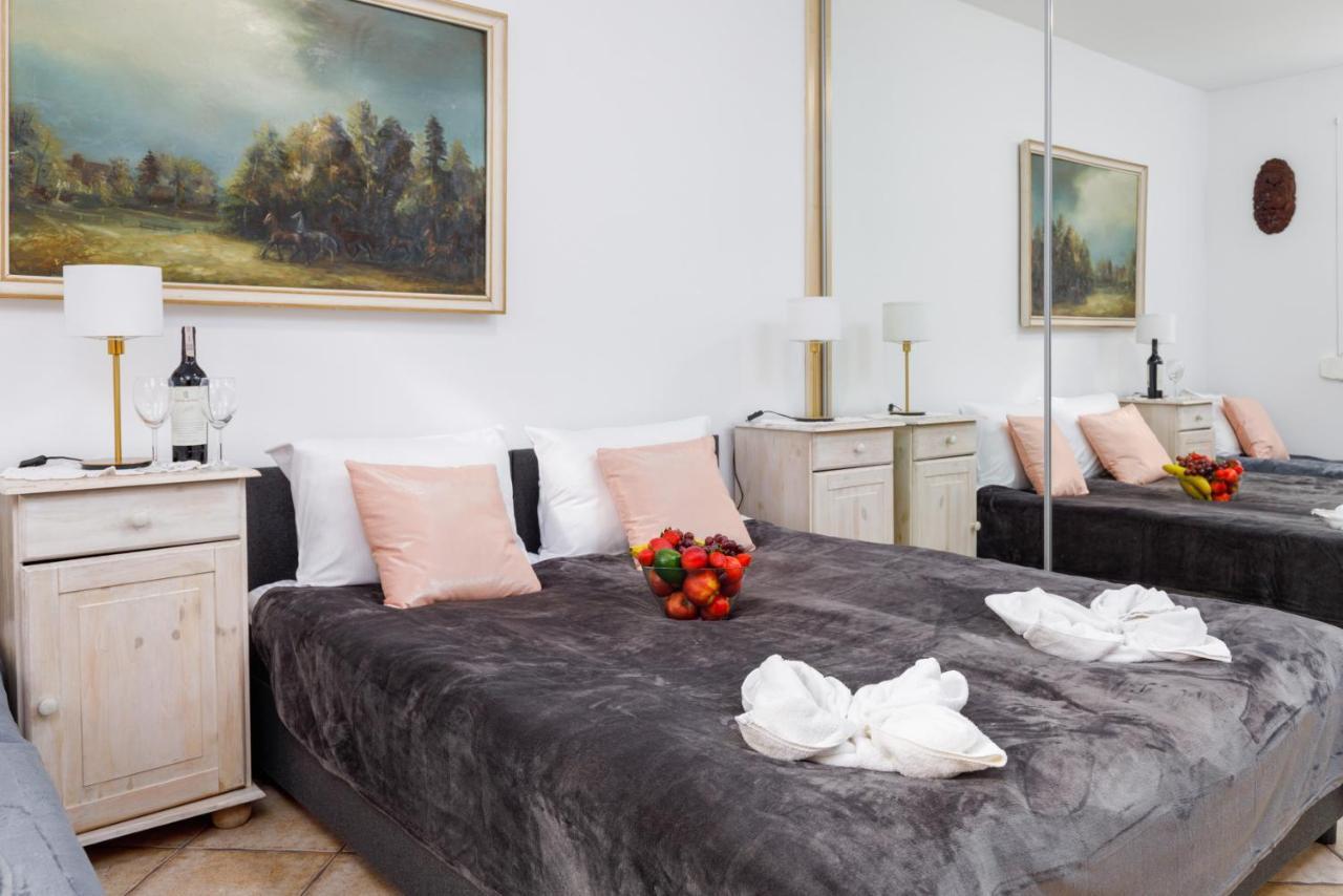 Apartment With Veranda Torunska Pobierowo By Noclegi Renters Bagian luar foto