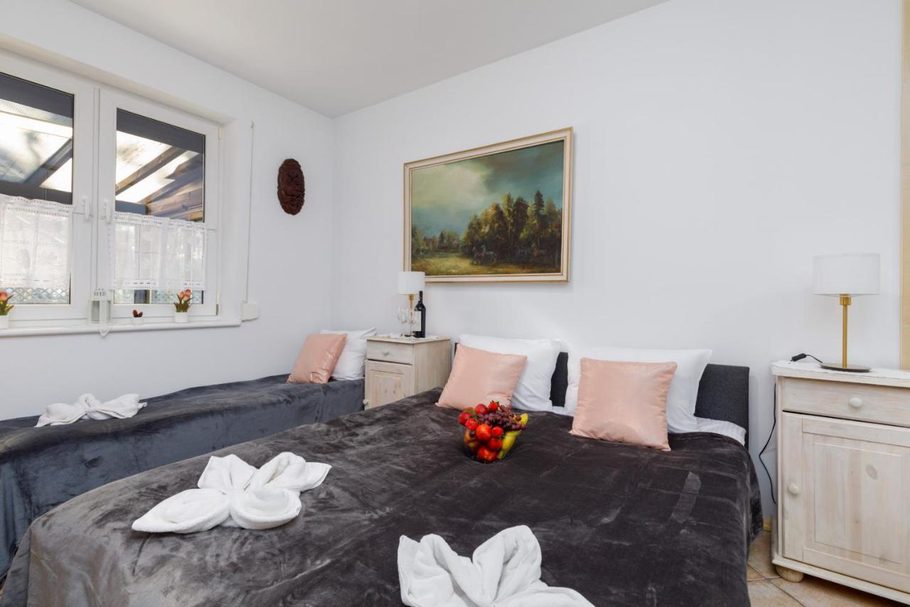 Apartment With Veranda Torunska Pobierowo By Noclegi Renters Bagian luar foto