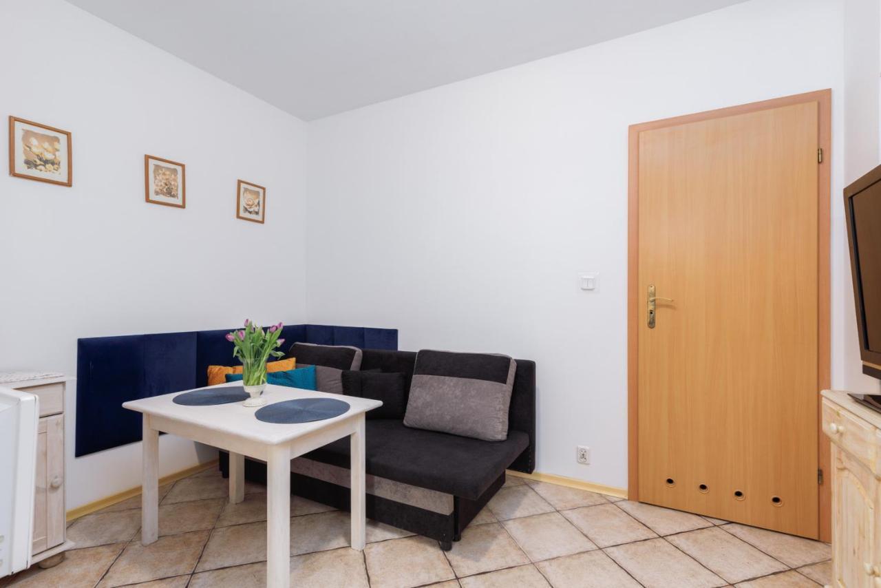 Apartment With Veranda Torunska Pobierowo By Noclegi Renters Bagian luar foto